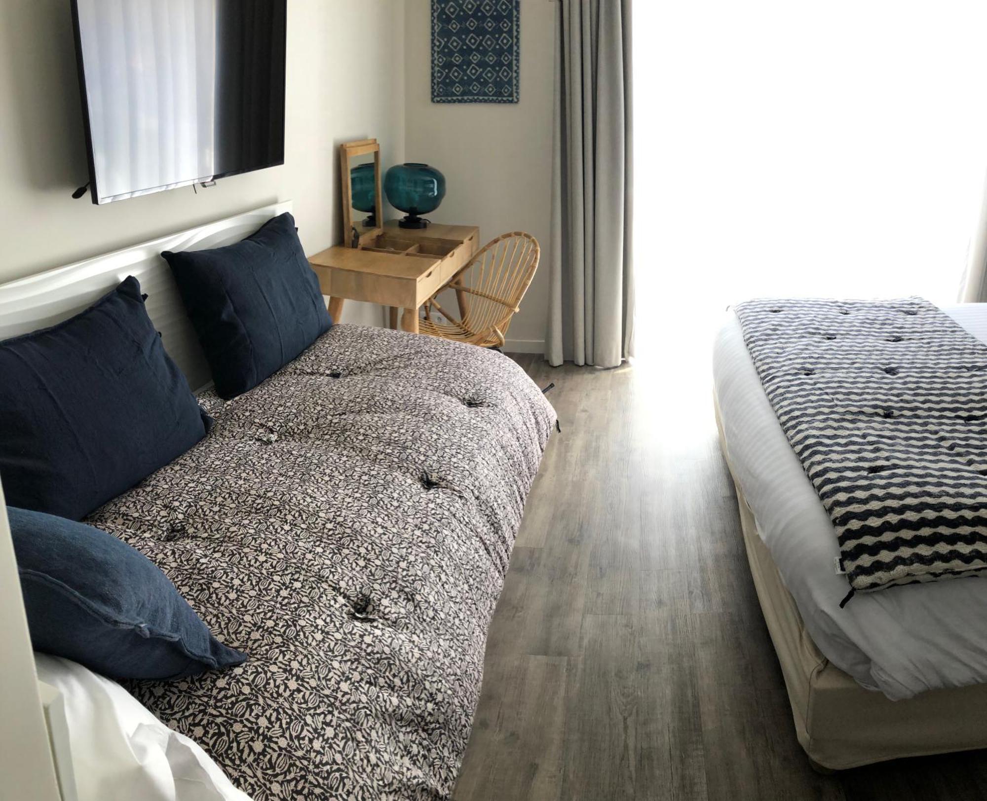 Boutique & La Cap Ferrat